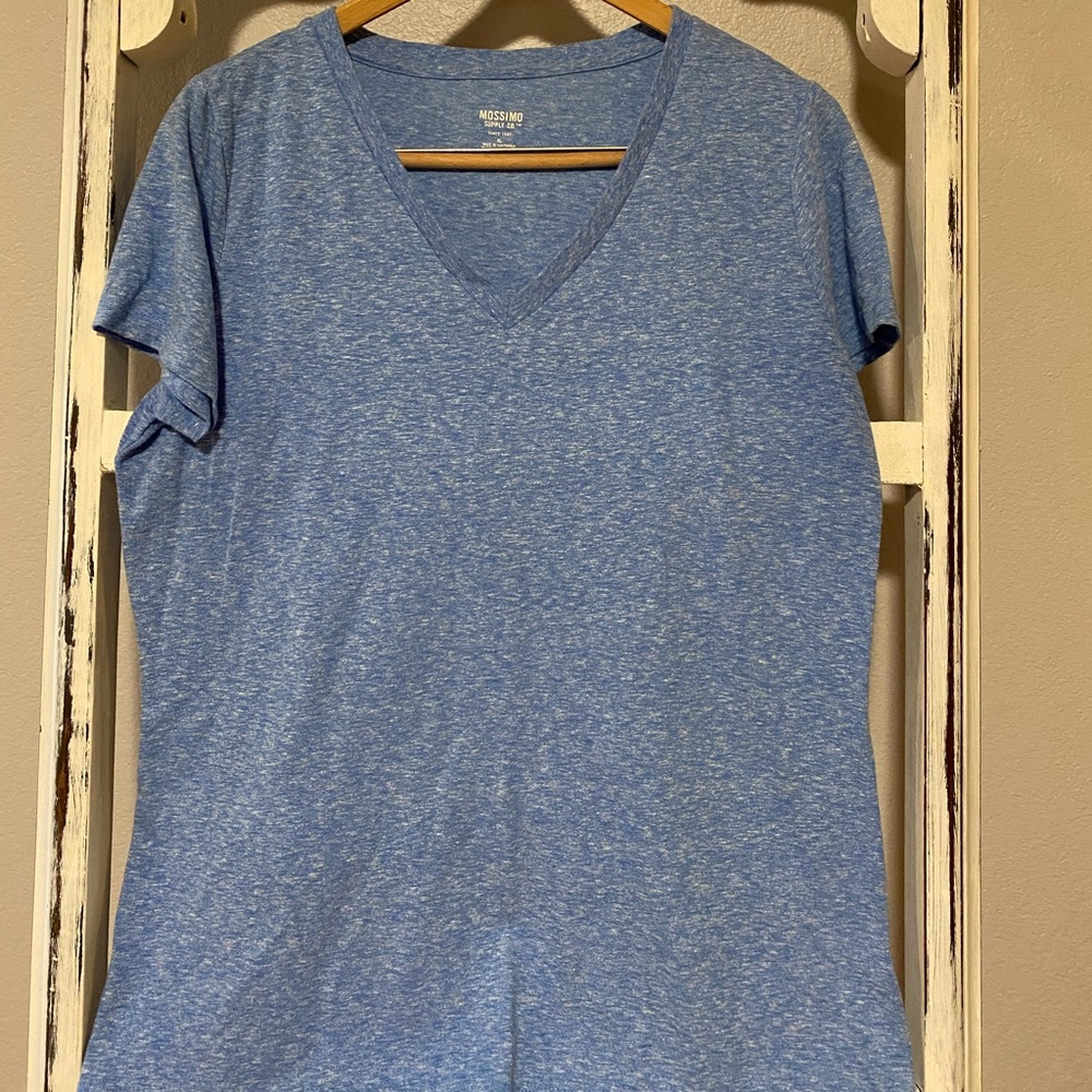 Mossimo T-Shirt